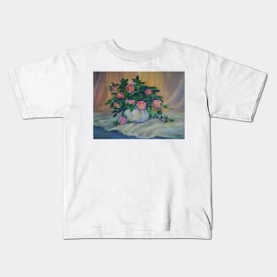 Rosehip flowers Kids T-Shirt